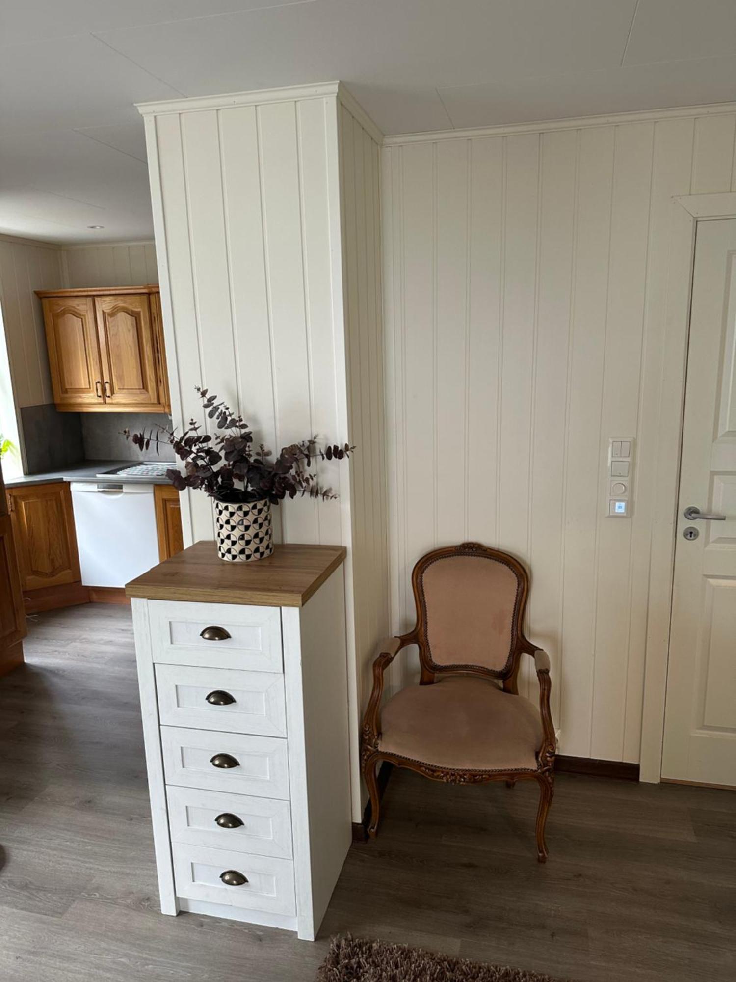 Downtown Historical House With Renovated Apartments Ålesund Exterior photo